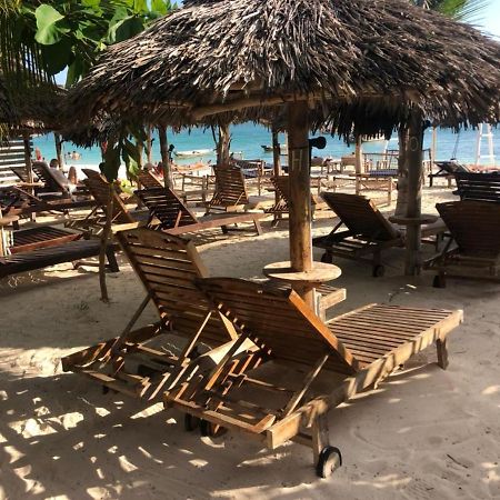 Lazy Beach Hotel Кендва Екстер'єр фото