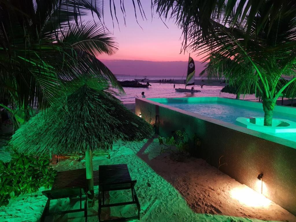 Lazy Beach Hotel Кендва Екстер'єр фото