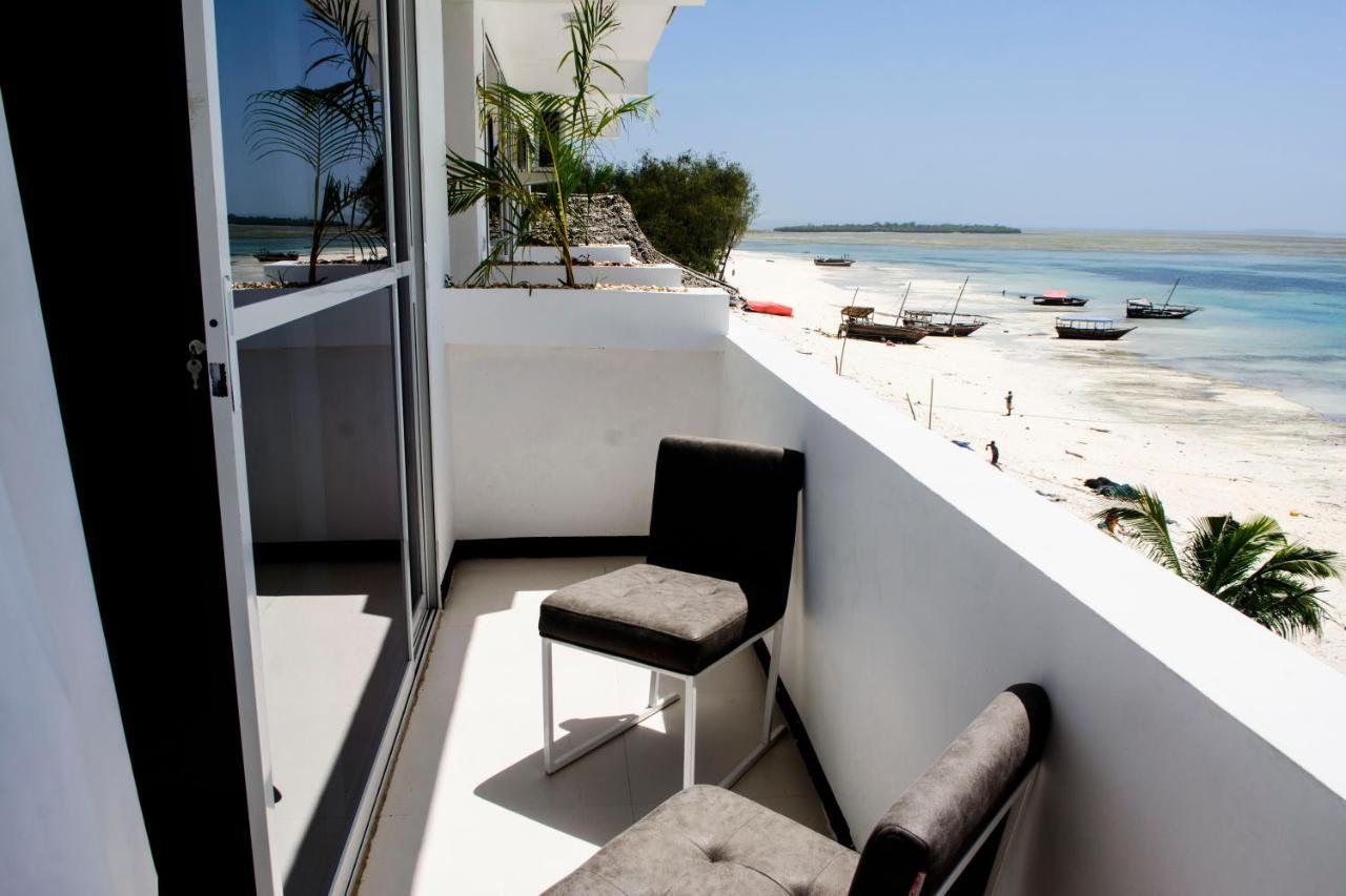 Lazy Beach Hotel Кендва Екстер'єр фото