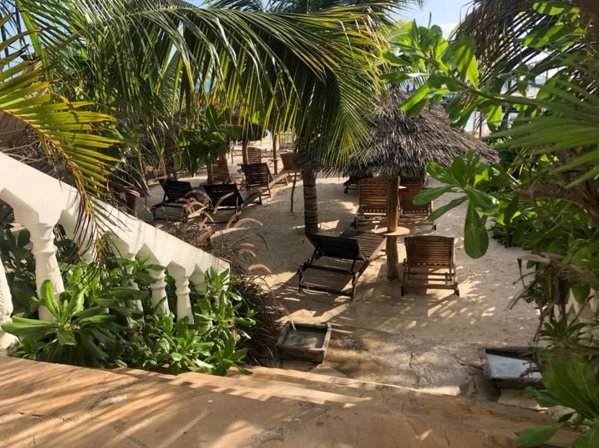 Lazy Beach Hotel Кендва Екстер'єр фото