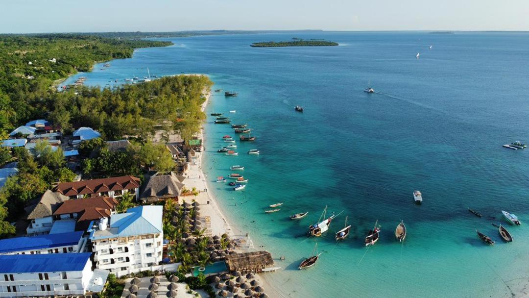 Lazy Beach Hotel Кендва Екстер'єр фото